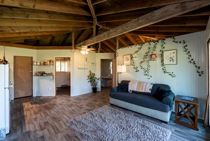 Cozy Rainforest Cottage with Tropical Charm near Hawaiʻi Volcanoes National Park, Big Island HI - Volcano, Hawaii - glamping.directory