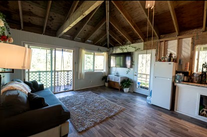 Cozy Rainforest Cottage with Tropical Charm near Hawaiʻi Volcanoes National Park, Big Island HI - Volcano, Hawaii - glamping.directory