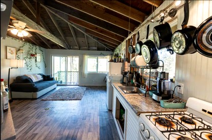 Cozy Rainforest Cottage with Tropical Charm near Hawaiʻi Volcanoes National Park, Big Island HI - Volcano, Hawaii - glamping.directory