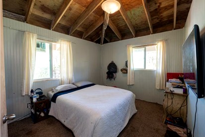 Cozy Rainforest Cottage with Tropical Charm near Hawaiʻi Volcanoes National Park, Big Island HI - Volcano, Hawaii - glamping.directory