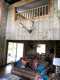 Expansive Ranch near San Antonio Ideal for Texas Hill Country Getaways - Pipe Creek, Texas - glamping.directory