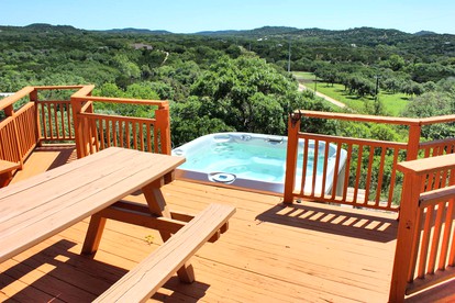 Expansive Ranch near San Antonio Ideal for Texas Hill Country Getaways - Pipe Creek, Texas - glamping.directory
