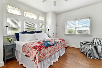Beautifully Furnished Bed and Breakfast Suite for Two Guests in Madison, Georgia - Madison, Georgia - glamping.directory