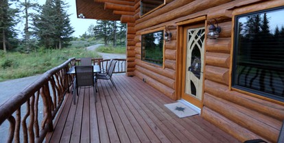 Unique Log Cabin Rental with Stunning Mountain Views in the Kenai Peninsula, Alaska - Anchor Point, Alaska - glamping.directory