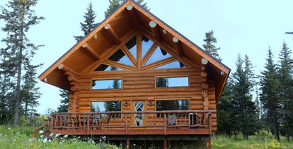 Unique Log Cabin Rental with Stunning Mountain Views in the Kenai Peninsula, Alaska - glamping.directory