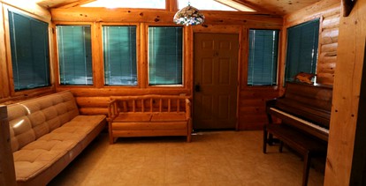 Unique Log Cabin Rental with Stunning Mountain Views in the Kenai Peninsula, Alaska - Anchor Point, Alaska - glamping.directory