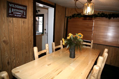 Rustic Pet-Friendly Cabin with Hot Tub near Rocky Mountain National Park in Estes Park, Colorado - Estes Park, Colorado - glamping.directory