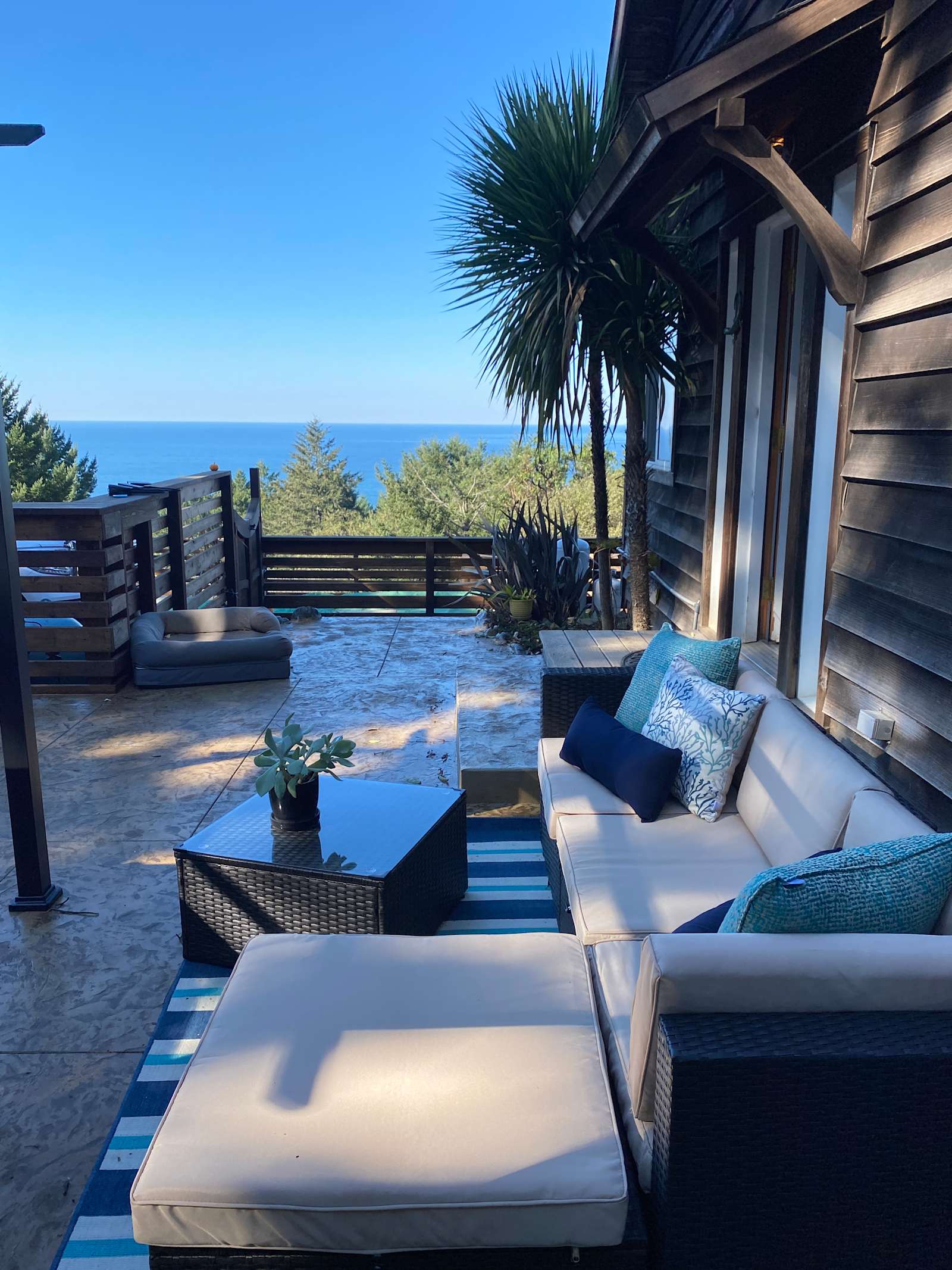 Lost Coast, Oceanview Retreat - glamping.directory