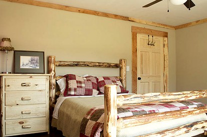 Secluded Cabin with River and Mountain Views near Columbus, Montana - Nye, Montana - glamping.directory