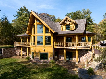 Incredible Lakefront Family Cabin with Boat Dock and Pontoon on Osprey Lake, Wisconsin - glamping.directory