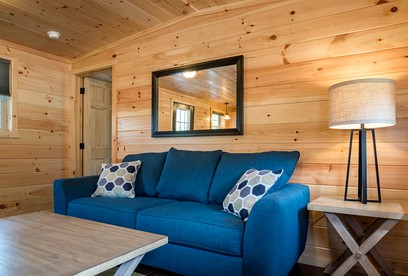 Waterside Cabin Rental With Lake Views in Finger Lakes, New York - Hector, New York - glamping.directory