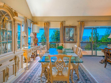 Luxury Getaway with Views of Lake Tahoe in Incline Village, Nevada - Incline Village, Nevada - glamping.directory