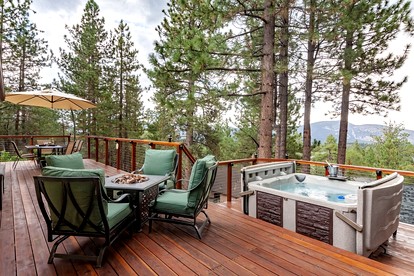 Remodeled Cabin with Impressive Private Deck in California - Big Bear, California - glamping.directory