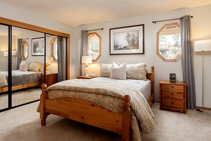 Remodeled Cabin with Impressive Private Deck in California - Big Bear, California - glamping.directory