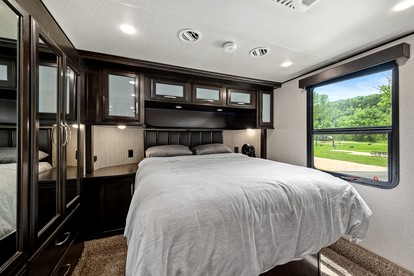 Amazing Caravan Placed in a Privileged Area in  Branson, Missouri - Branson, Missouri - glamping.directory