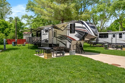 Amazing Caravan Placed in a Privileged Area in  Branson, Missouri - Branson, Missouri - glamping.directory