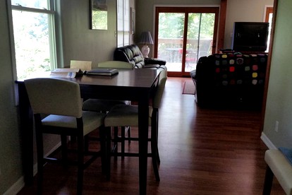 Lakefront Cottage Getaway near Daniel Boone National Forest in Kentucky - Somerset, Kentucky - glamping.directory