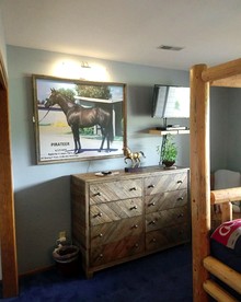 Spacious Bed and Breakfast Suite on Horse Farm for Unique Getaway in Oak Harbor, Washington - Oak Harbor, Washington - glamping.directory