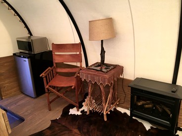 Traditional Conestoga Wagon Perfect for a Family Getaway near Zion National Park, Utah - Alton, Utah - glamping.directory