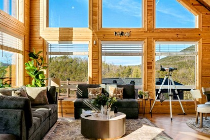 Luxurious A-Frame Mountain Retreat with Hot Tubs & Game Room Near Seneca Rocks, Milam, WV - Milam, West Virginia - glamping.directory