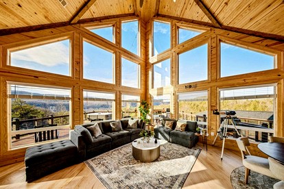 Luxurious A-Frame Mountain Retreat with Hot Tubs & Game Room Near Seneca Rocks, Milam, WV - Milam, West Virginia - glamping.directory