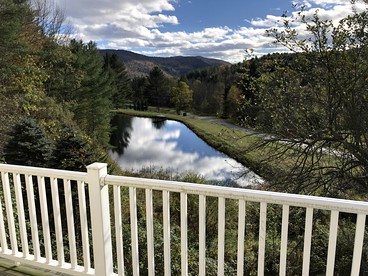 Green Mountain National Forest Getaway: Luxurious Cabin in Pittsfield, Vermont - Pittsfield, Vermont - glamping.directory