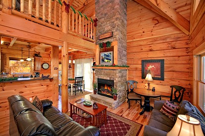Tennessee Mountain Cabin Rental for Glamping near Gatlinburg - Gatlinburg, Tennessee - glamping.directory