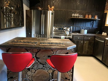Beautifully Renovated Cottage with a Trout Stream near Watauga Lake, North Carolina - Sugar Grove, North Carolina - glamping.directory