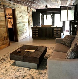 Beautifully Renovated Cottage with a Trout Stream near Watauga Lake, North Carolina - Sugar Grove, North Carolina - glamping.directory