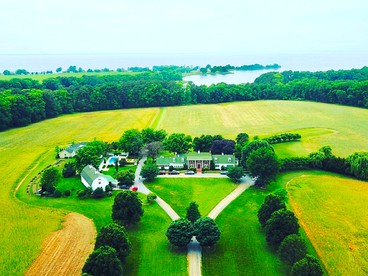 Charming Room Rental for a Weekend Getaway on Maryland's Eastern Shore - Rock Hall, Maryland - glamping.directory