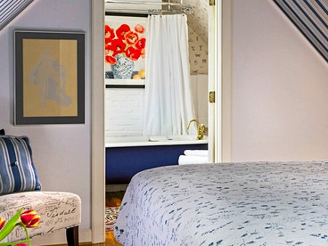 Charming Room Rental for a Weekend Getaway on Maryland's Eastern Shore - Rock Hall, Maryland - glamping.directory