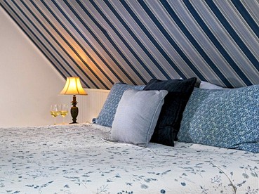 Charming Room Rental for a Weekend Getaway on Maryland's Eastern Shore - Rock Hall, Maryland - glamping.directory