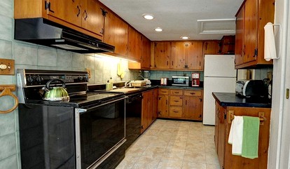 Mix Modern and Vintage at Spacious Luxury Cottage in Woodstock, New York - Woodstock, New York - glamping.directory
