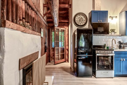 Glamping Cabin Retreat: Tranquil Escape in McKenzie Bridge, Oregon - McKenzie Bridge, Oregon - glamping.directory