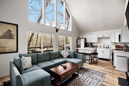 Fireplace Grill Games in Mount Jackson, VA - Mount Jackson, Virginia - glamping.directory