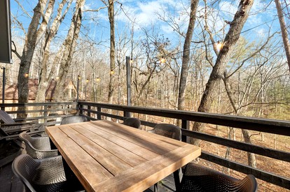Fireplace Grill Games in Mount Jackson, VA - Mount Jackson, Virginia - glamping.directory