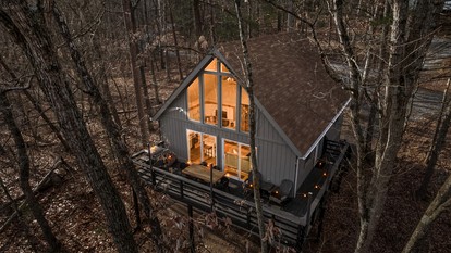 Fireplace Grill Games in Mount Jackson, VA - glamping.directory