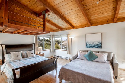 Stunning Ocean View Vacation Rental Ideal for the Perfect Getaway in Montara, CA - Montara, California - glamping.directory
