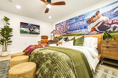 Ultimate Game Day Retreat with Arcade, Pool Table & Fire Pit in College Station, Texas - College Station, Texas - glamping.directory