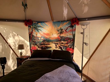 Lovely Glamping Tent for Three with a Shared Pool near Lakeside, California - El Cajon, California - glamping.directory