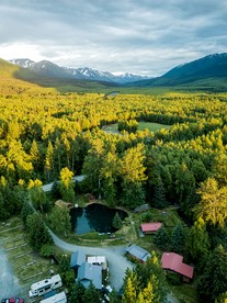 Authentic Lakeside Dry Cabin with Private Bear Creek Pond Access Near Hope, Alaska - Hope, Alaska - glamping.directory