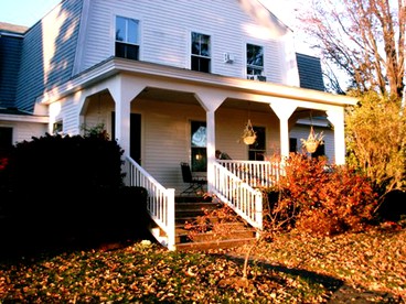 Romantic Stay on a Traditional Farm near the Kennebec River, Maine - glamping.directory