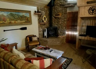 Rustic Cabin Rental near Bryce Canyon National Park in Panguitch, Utah - Panguitch, Utah - glamping.directory