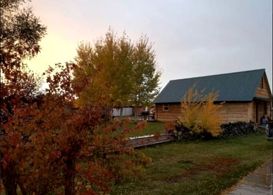 Rustic Cabin Rental near Bryce Canyon National Park in Panguitch, Utah - Panguitch, Utah - glamping.directory
