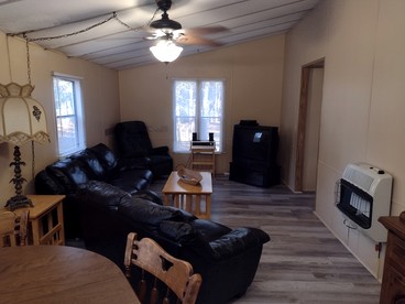 Peaceful Riverfront Manufactured Home with Fireplace on the Great Satilla River near Woodbine, Georgia - WAYNESVILLE, Georgia - glamping.directory