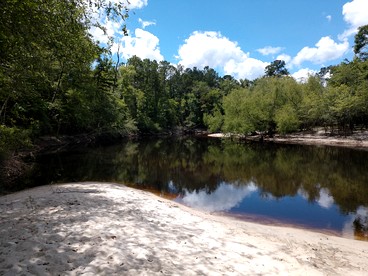 Peaceful Riverfront Manufactured Home with Fireplace on the Great Satilla River near Woodbine, Georgia - WAYNESVILLE, Georgia - glamping.directory