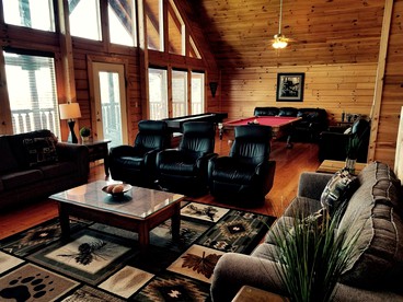 Wonderful Great Smoky Mountains Cabin for a Family Vacation in Tennessee - Sevierville, Tennessee - glamping.directory