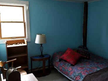 Romantic Weekend Retreat in the Quiet Town of Cummington, Massachusetts - Cummington, Massachusetts - glamping.directory