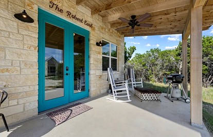Cozy Hill Country Cottage Rental for Romantic Weekend Getaways from Austin - Dripping Springs, Texas - glamping.directory