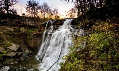 Cozy Secluded Safari Tent Immersed in Nature in Ravenna, Ohio - Ravenna, Ohio - glamping.directory